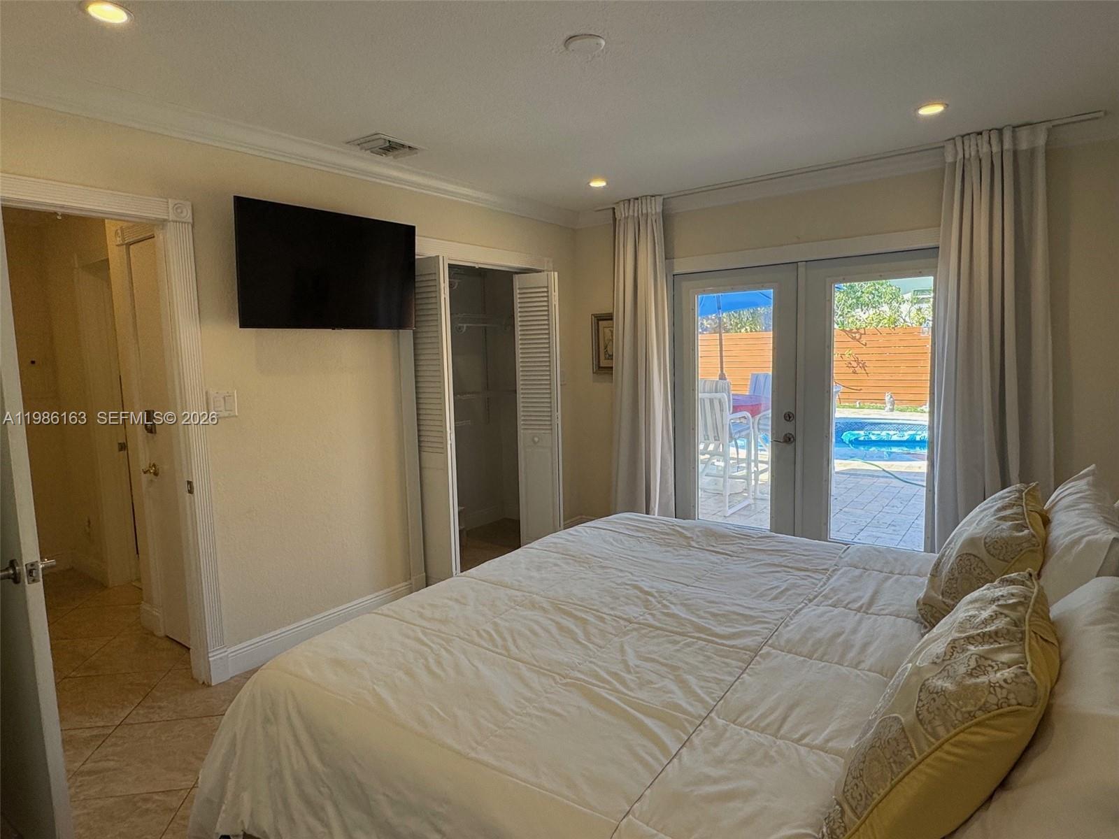 SANTA BARBARA ESTATES - Residential