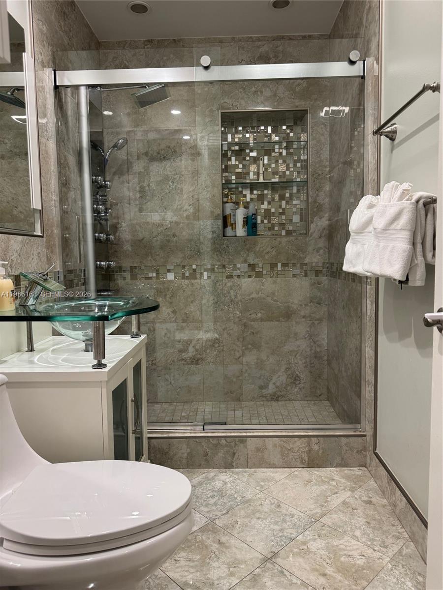 SANTA BARBARA ESTATES - Residential