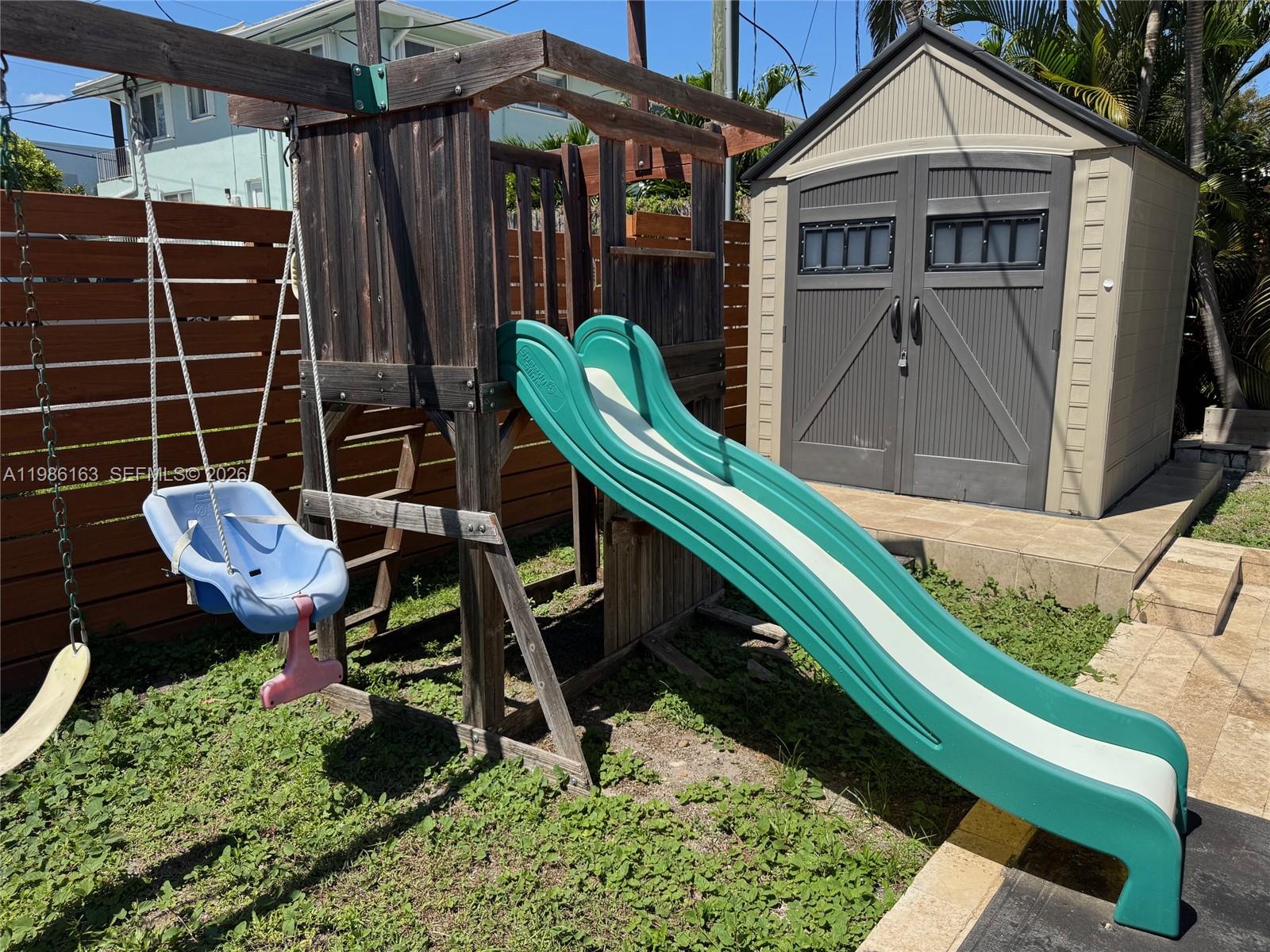 SANTA BARBARA ESTATES - Residential