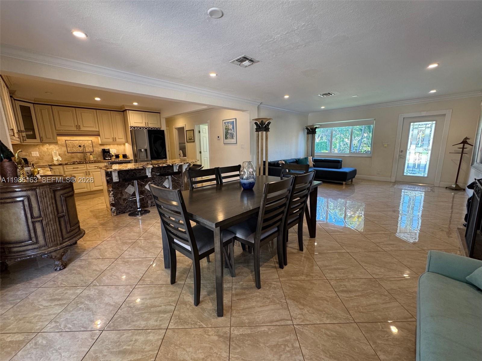 SANTA BARBARA ESTATES - Residential