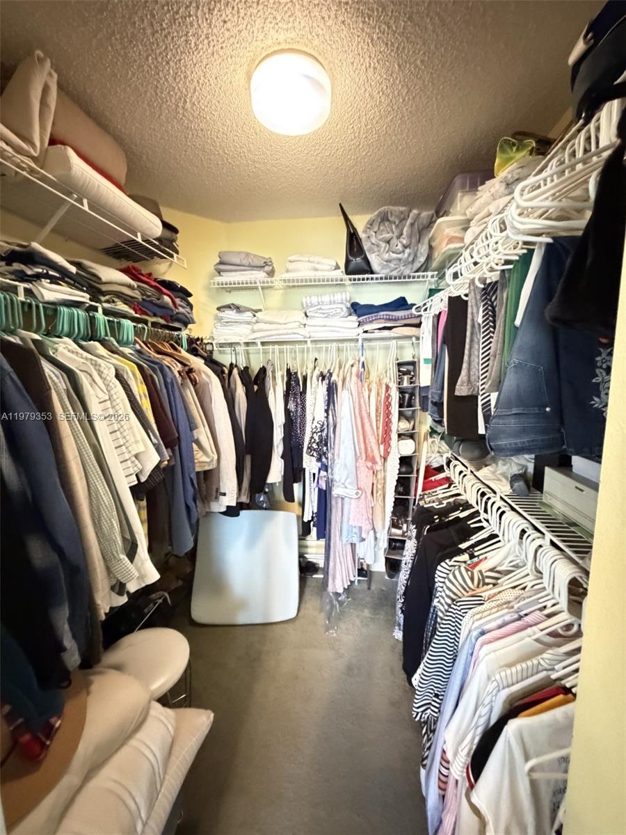 KENSINGTON SOUTH - Residential