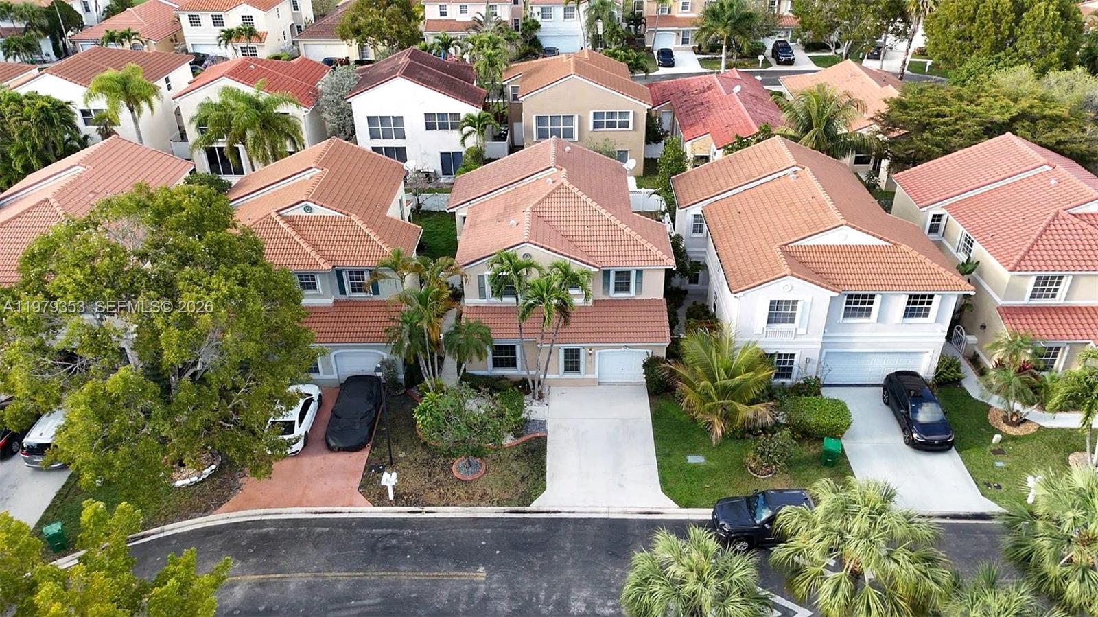 KENSINGTON SOUTH - Residential