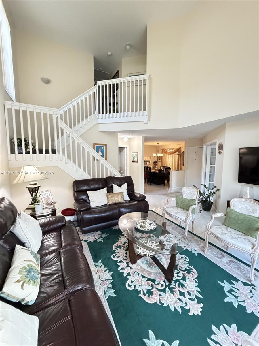 KENSINGTON SOUTH - Residential