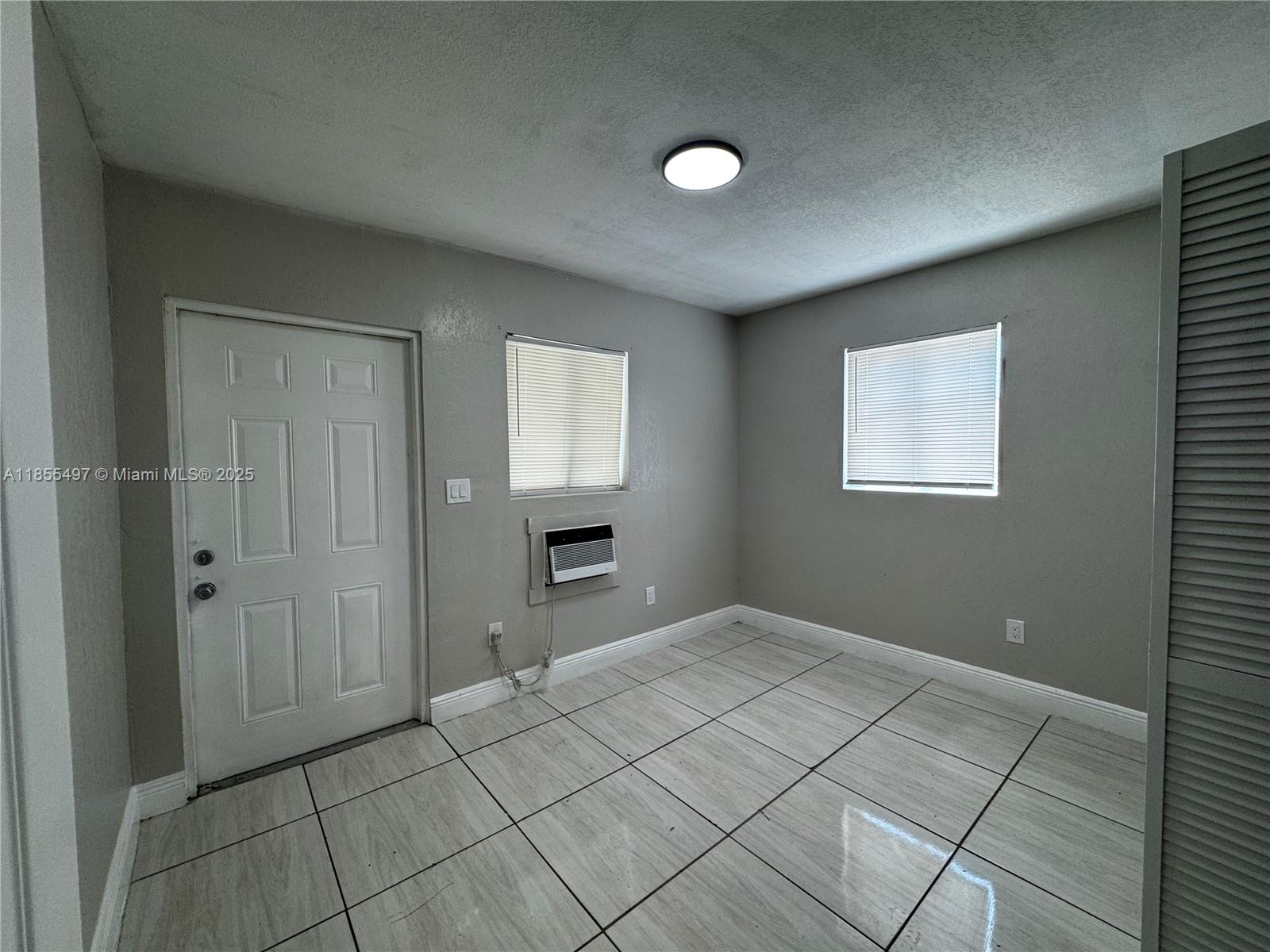MAGNOLIA SUB - Residential Lease