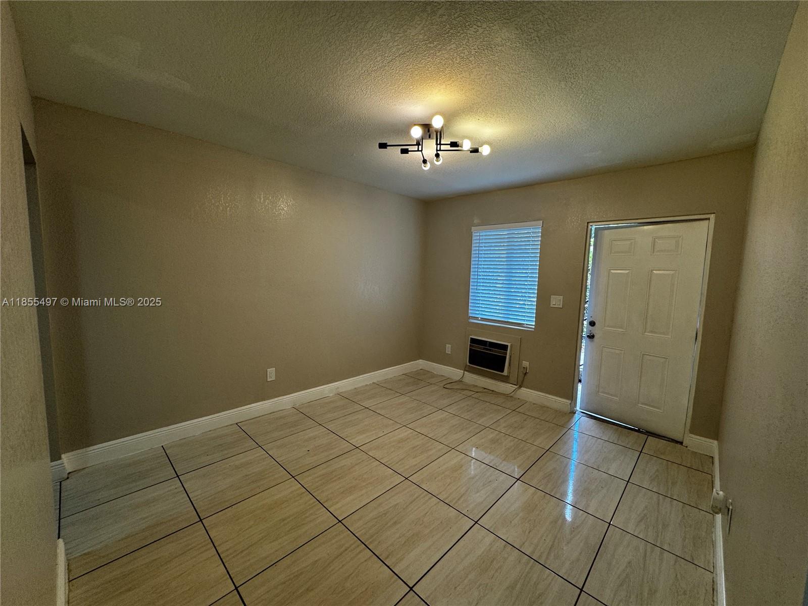 MAGNOLIA SUB - Residential Lease