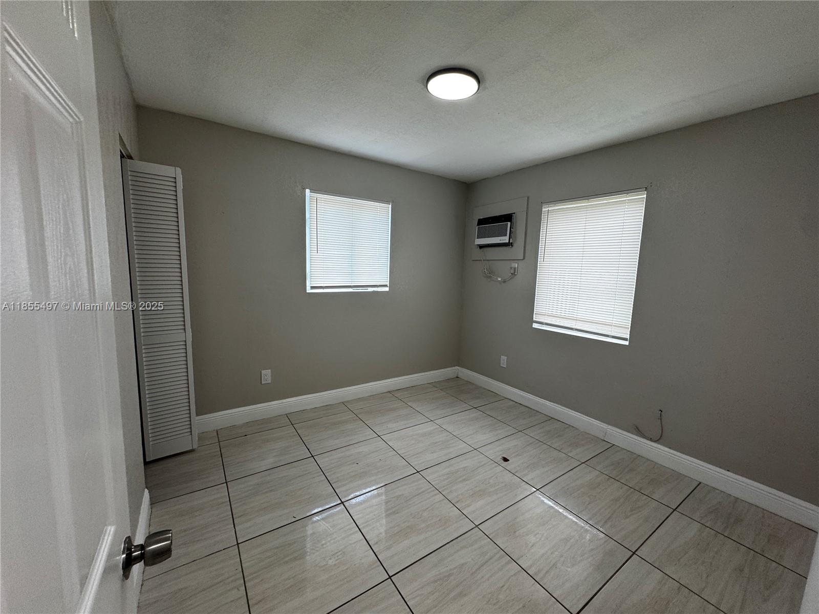 MAGNOLIA SUB - Residential Lease