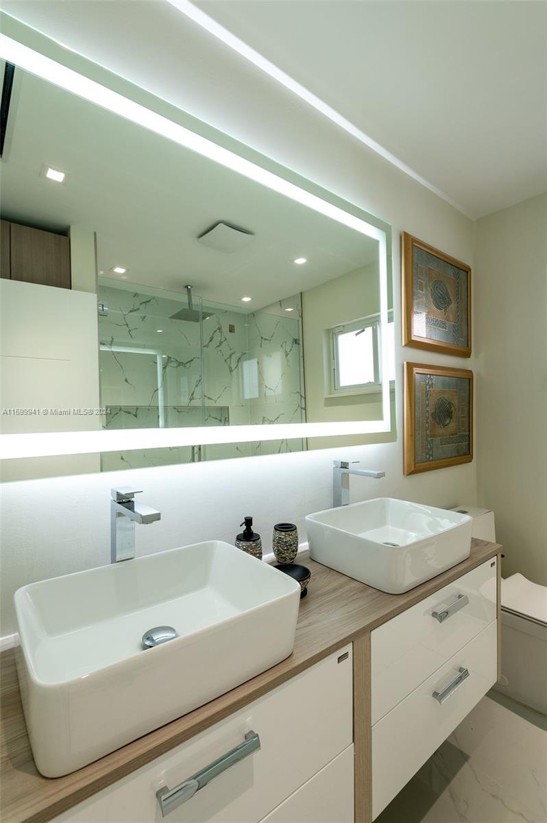 BAY CREST SEC 3 - Residential