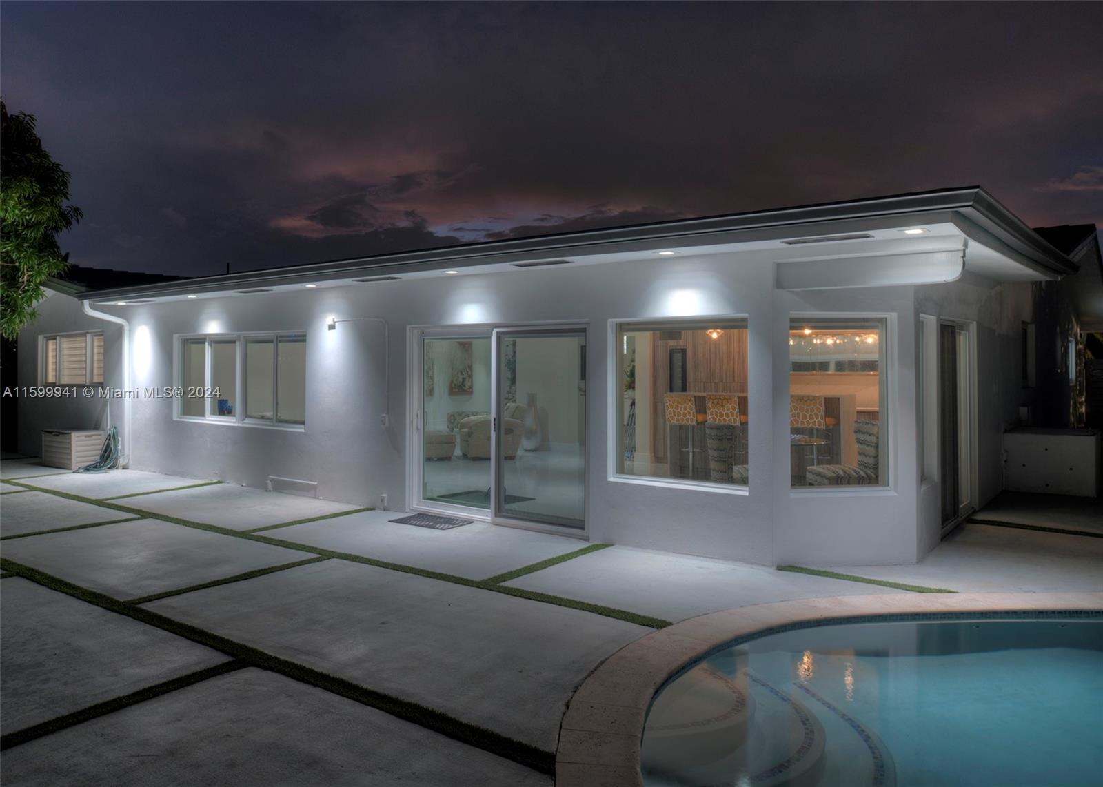 BAY CREST SEC 3 - Residential