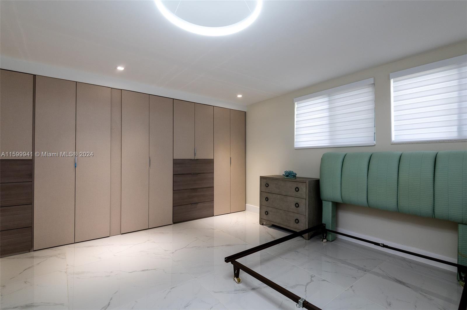 BAY CREST SEC 3 - Residential