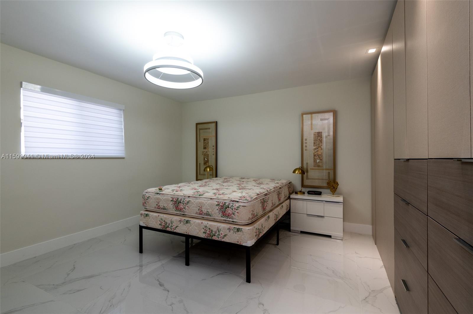 BAY CREST SEC 3 - Residential