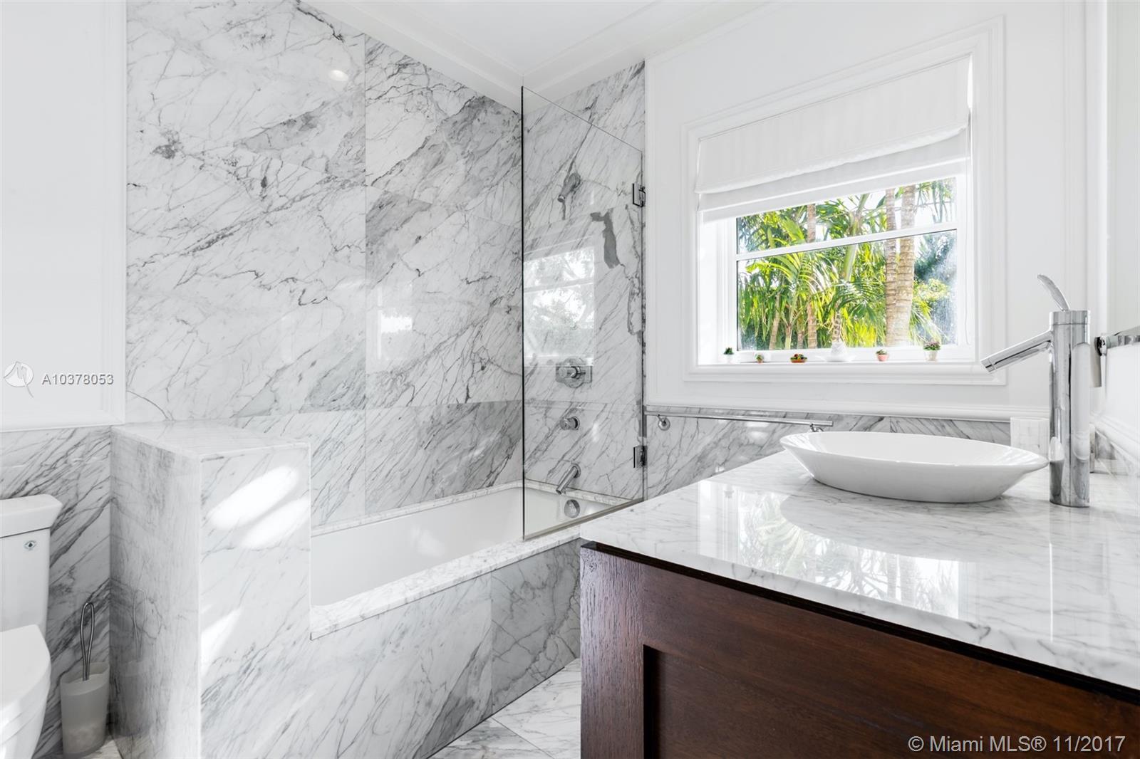 LA GORCE GOLF SUB - Residential