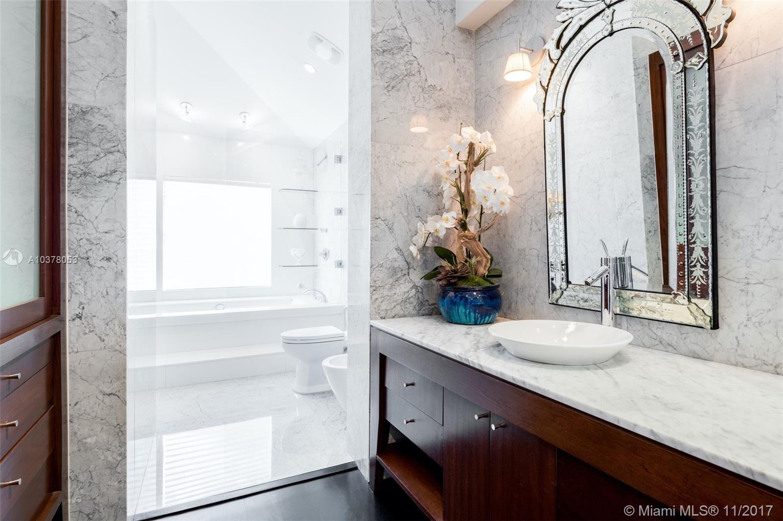 LA GORCE GOLF SUB - Residential