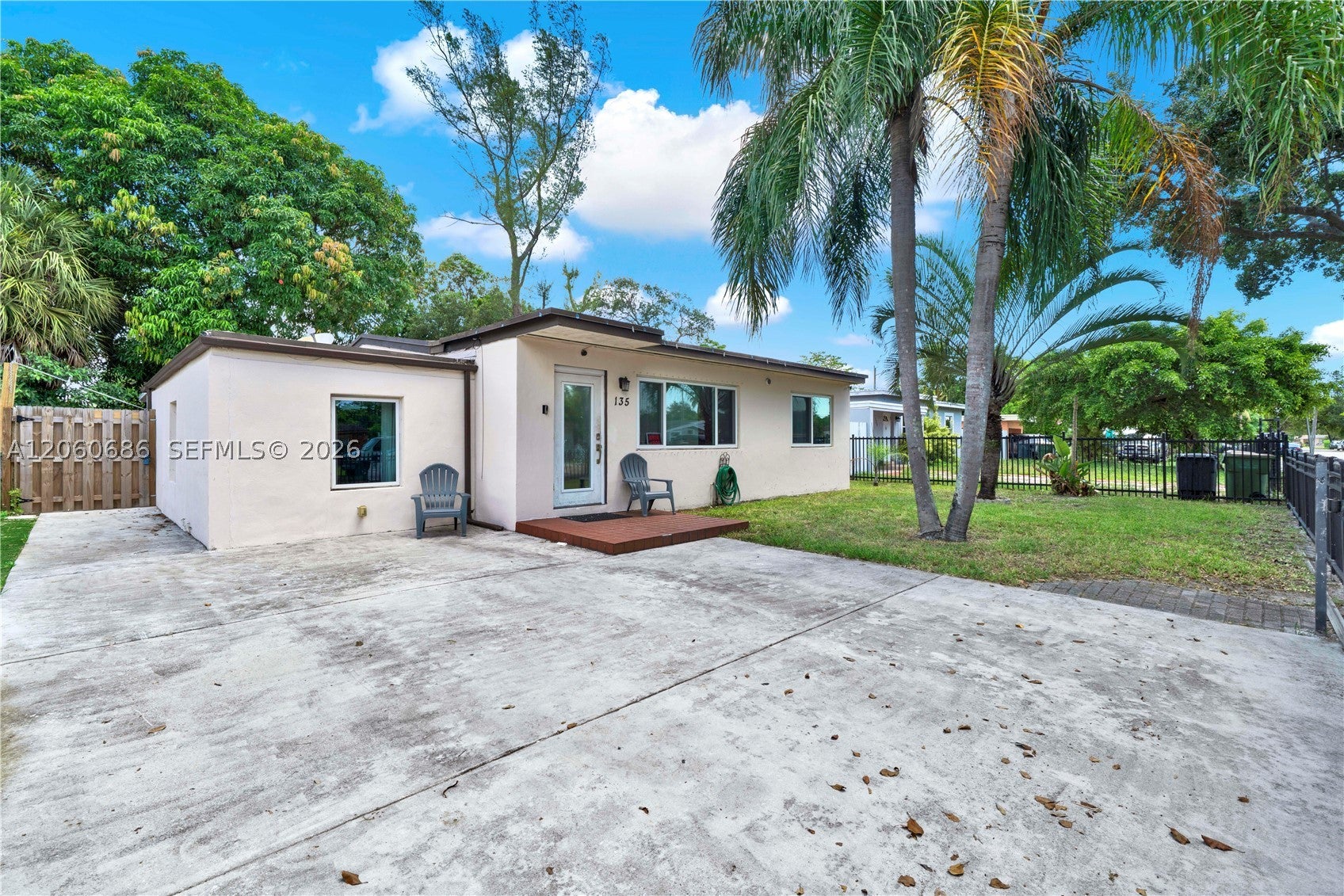 135 NW 121st St