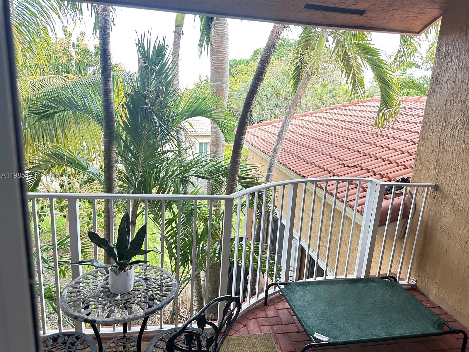 PALM ISLE ESTATES - Residential