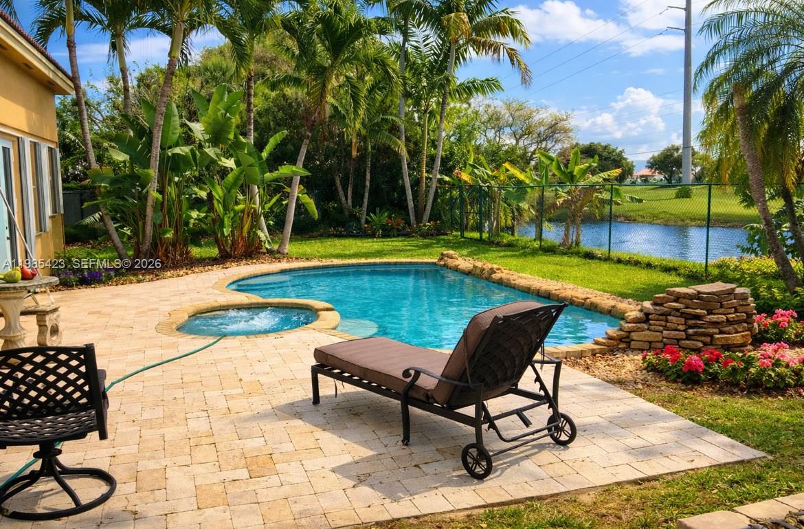 PALM ISLE ESTATES - Residential