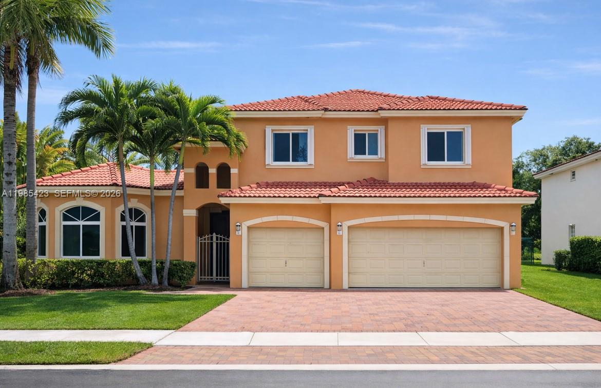 PALM ISLE ESTATES - Residential