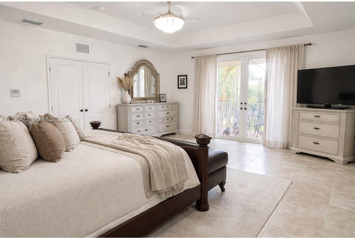 PALM ISLE ESTATES - Residential