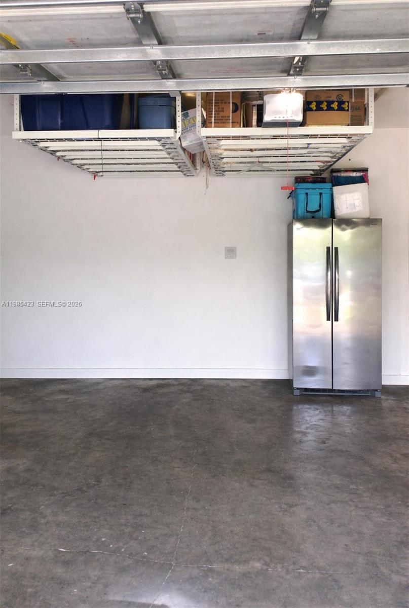 PALM ISLE ESTATES - Residential