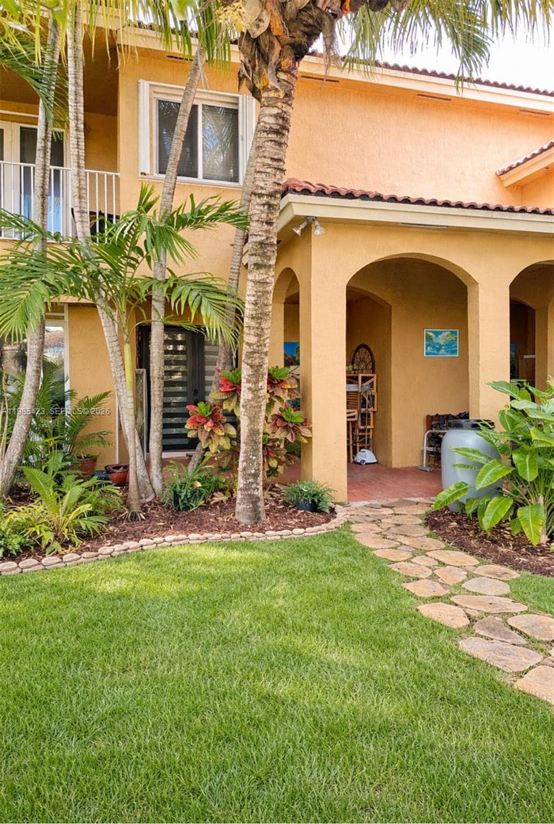 PALM ISLE ESTATES - Residential