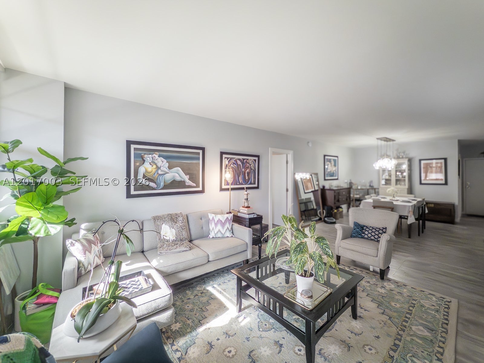 90 Edgewater Dr 114