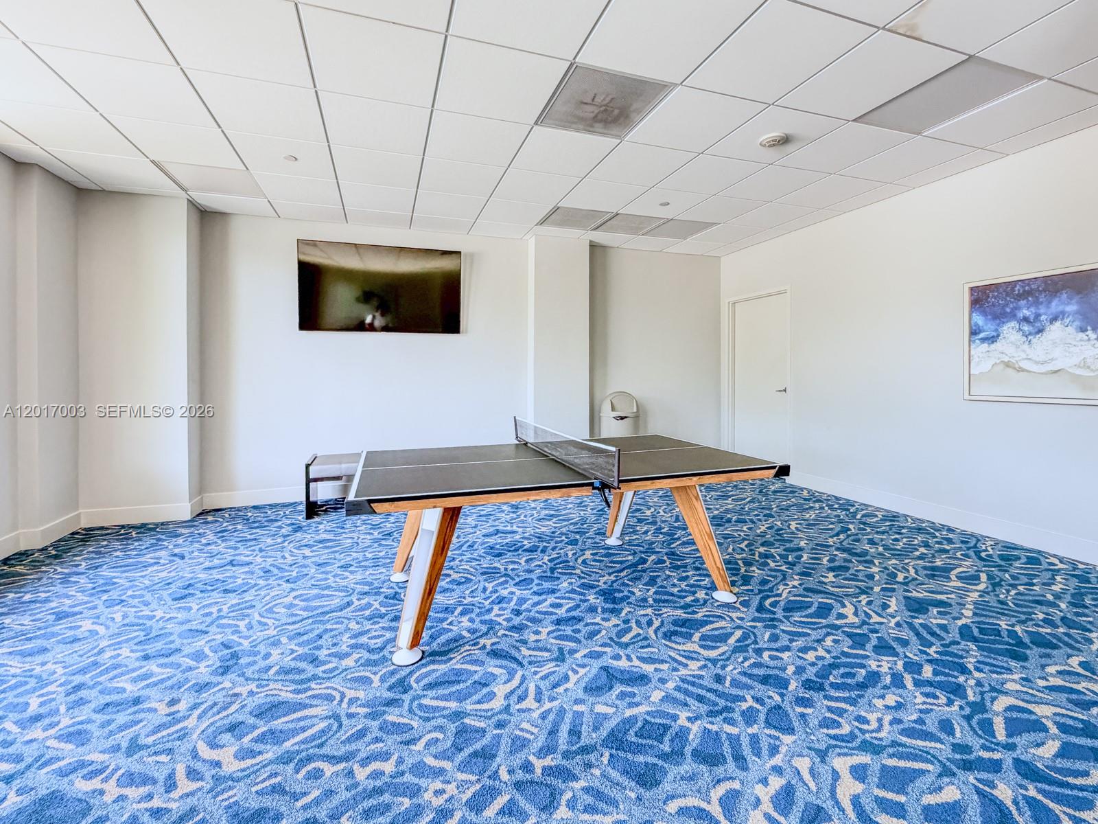 GABLES WATERWAY TOWERS CO - Residential