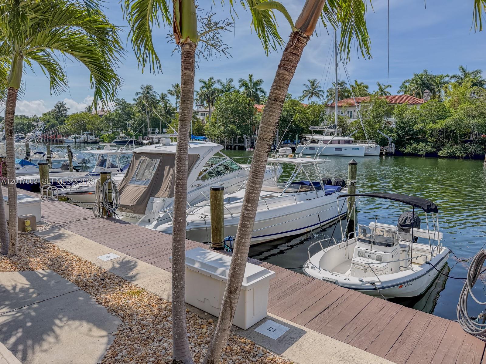 GABLES WATERWAY TOWERS CO - Residential