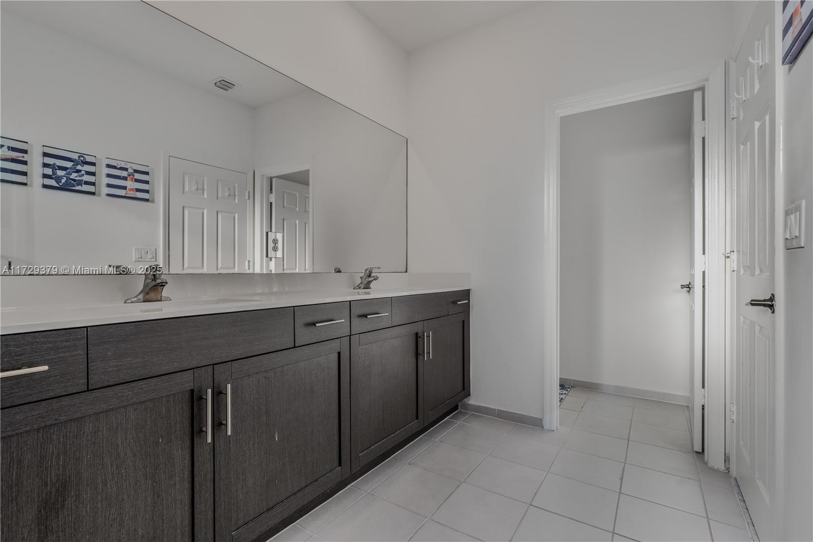 SIENNA CREEK - Residential