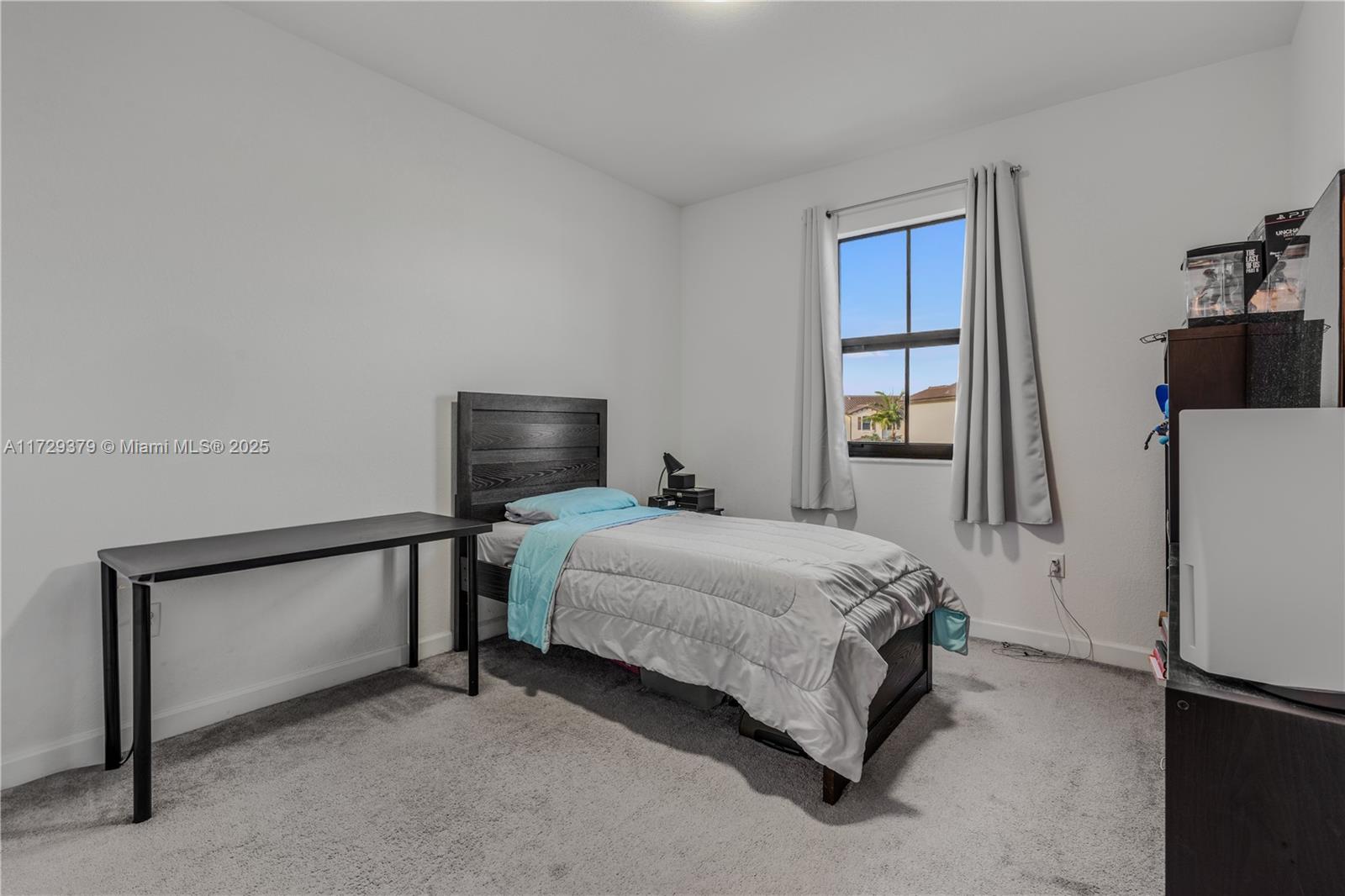 SIENNA CREEK - Residential