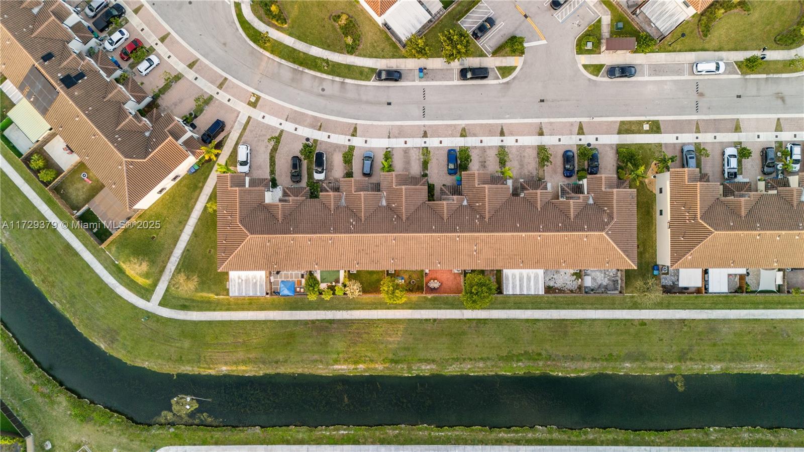 SIENNA CREEK - Residential