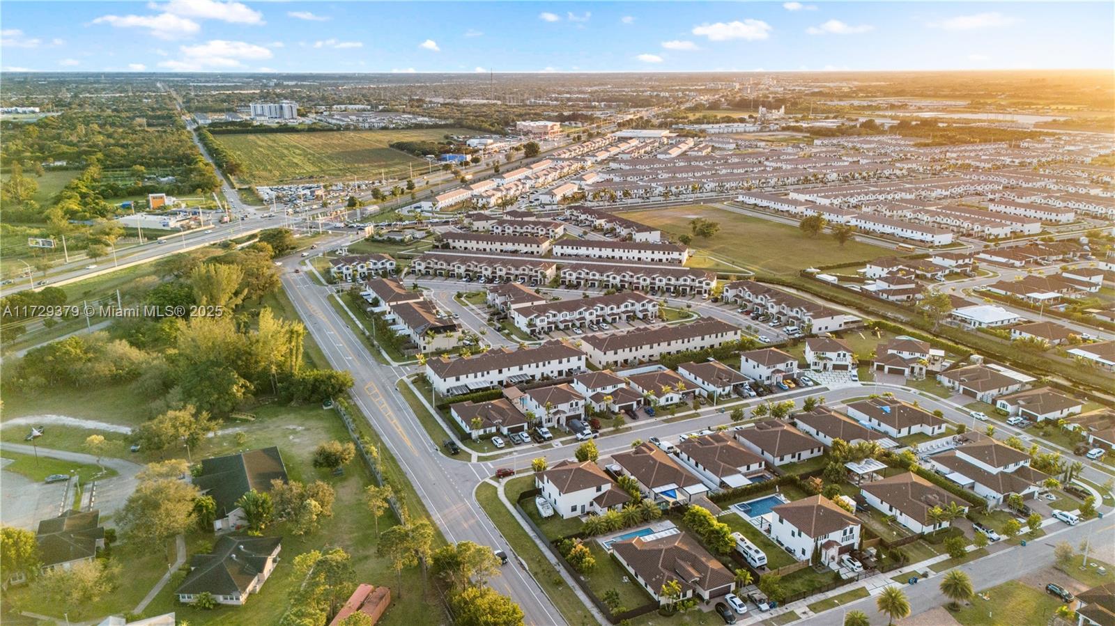SIENNA CREEK - Residential