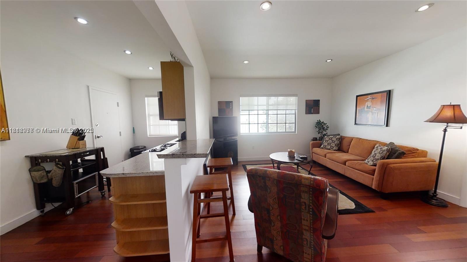 815 Euclid Ave 12