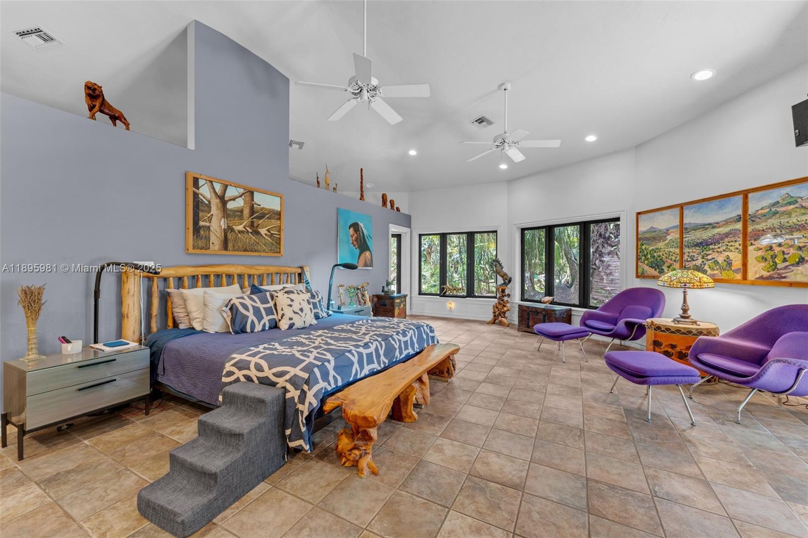 4.87 AC REDLAND ESTATE - Residential