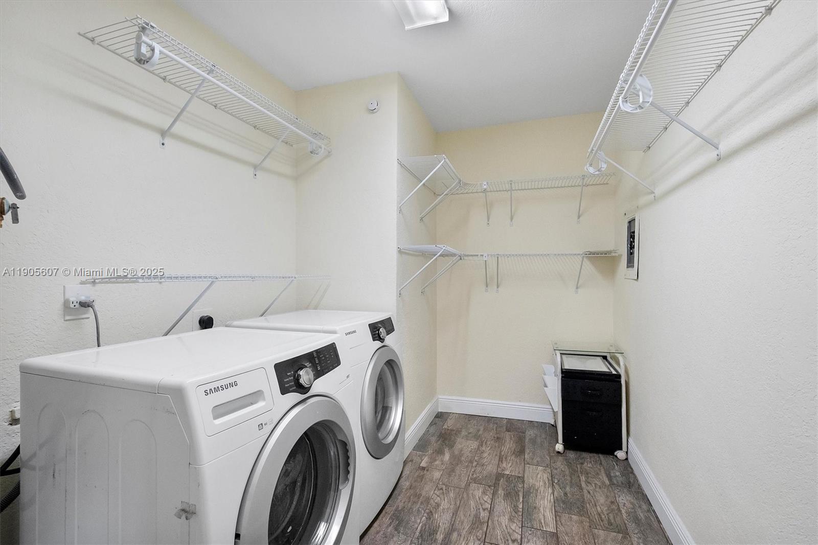 OSCEOLA HIGHLANDS - Residential