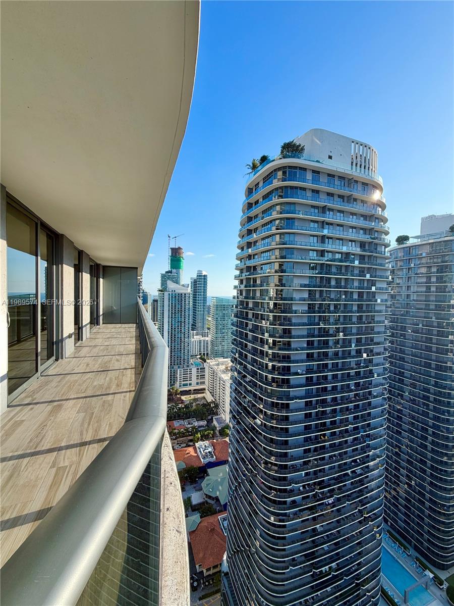 801 SMA RESIDENCES CONDO - Residential Lease