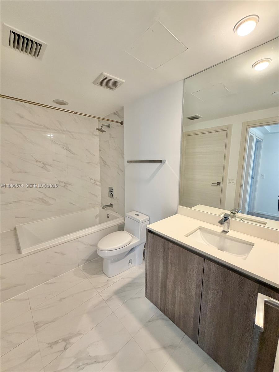 801 SMA RESIDENCES CONDO - Residential Lease