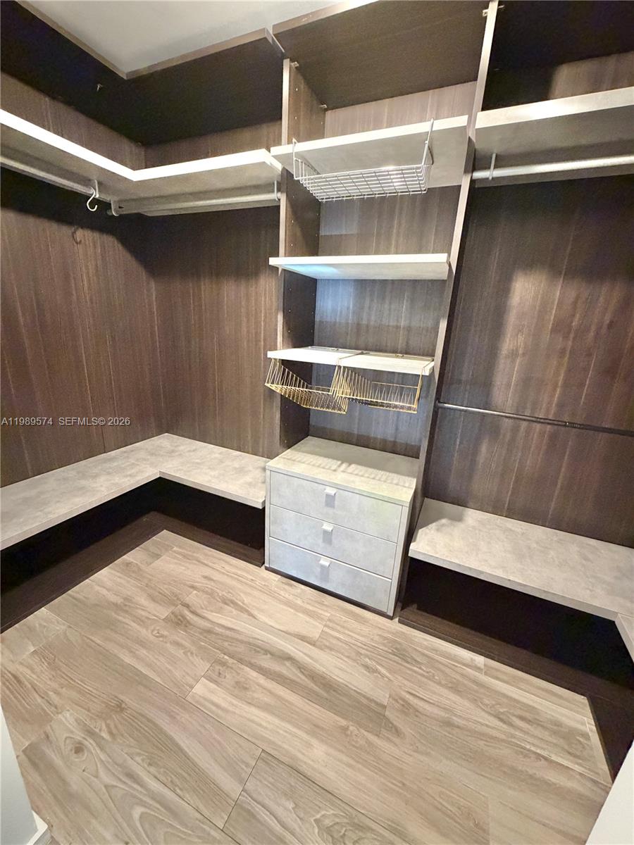 801 SMA RESIDENCES CONDO - Residential Lease