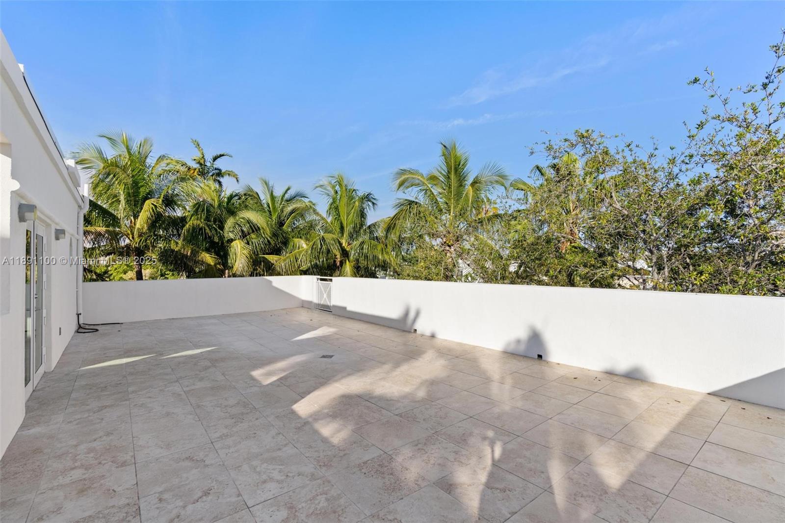 MAGNOLIA CONDO - Residential Lease