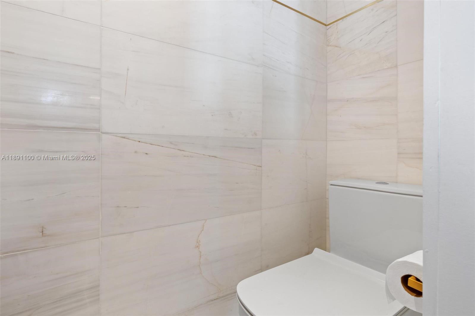 MAGNOLIA CONDO - Residential Lease