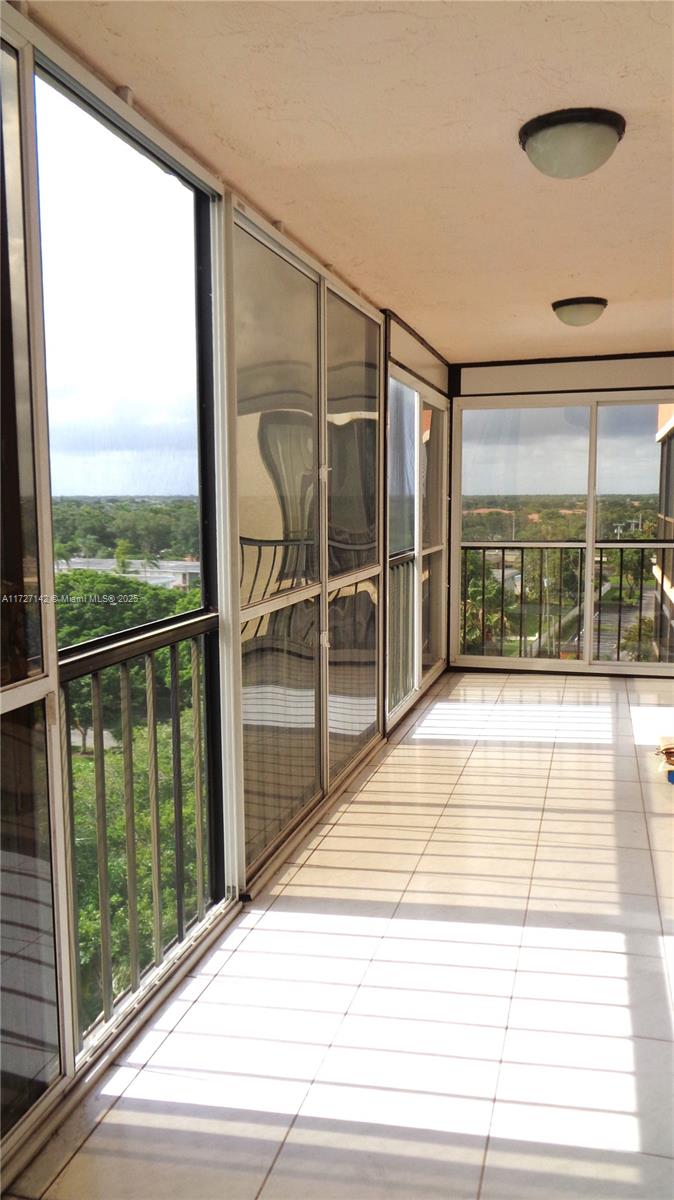 HUNTINGTON TOWERS CONDO - Residential