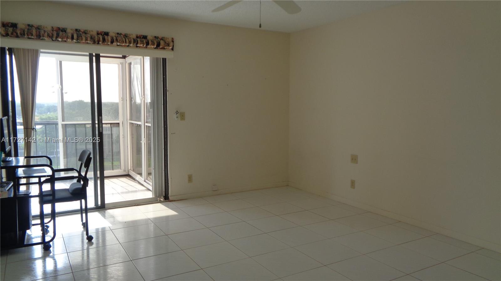 HUNTINGTON TOWERS CONDO - Residential