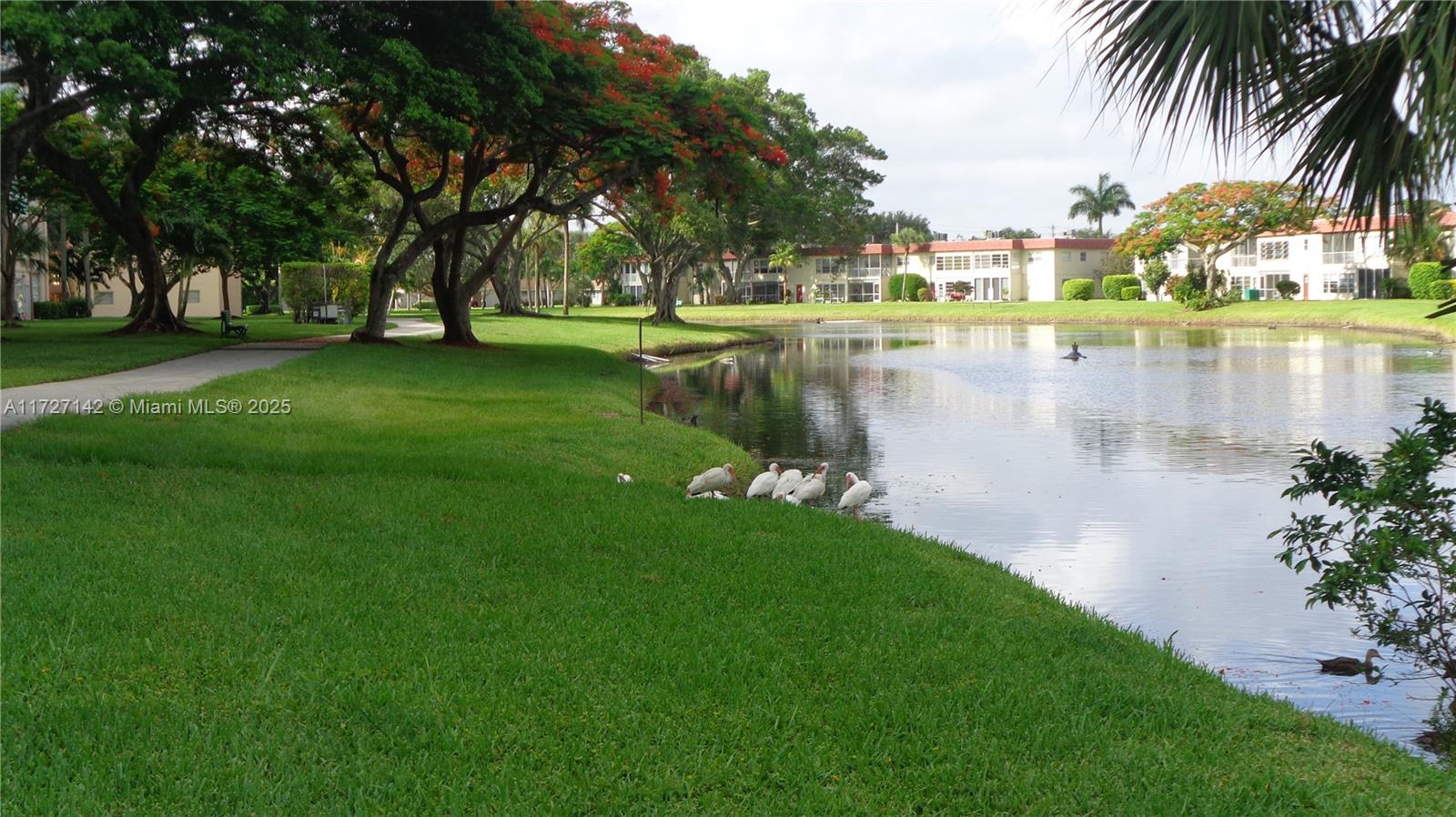 HUNTINGTON TOWERS CONDO - Residential