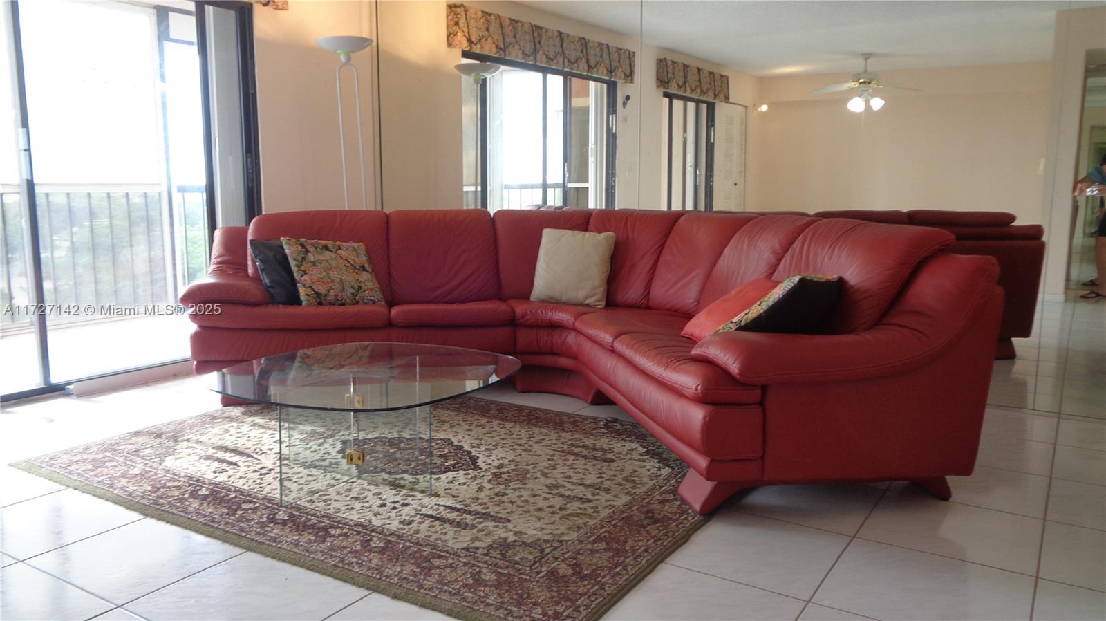 HUNTINGTON TOWERS CONDO - Residential