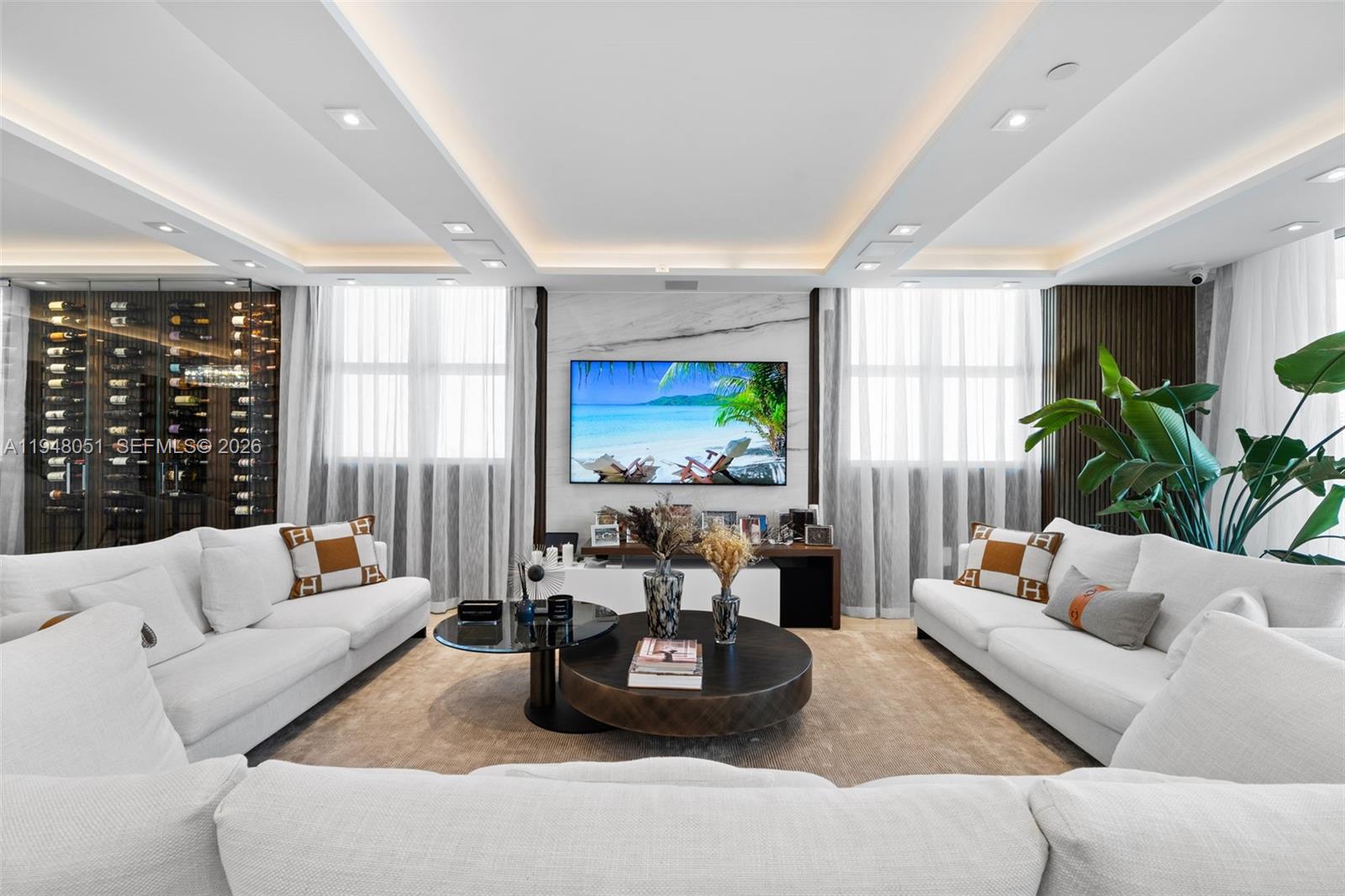 THE PENINSULA II CONDO - Residential