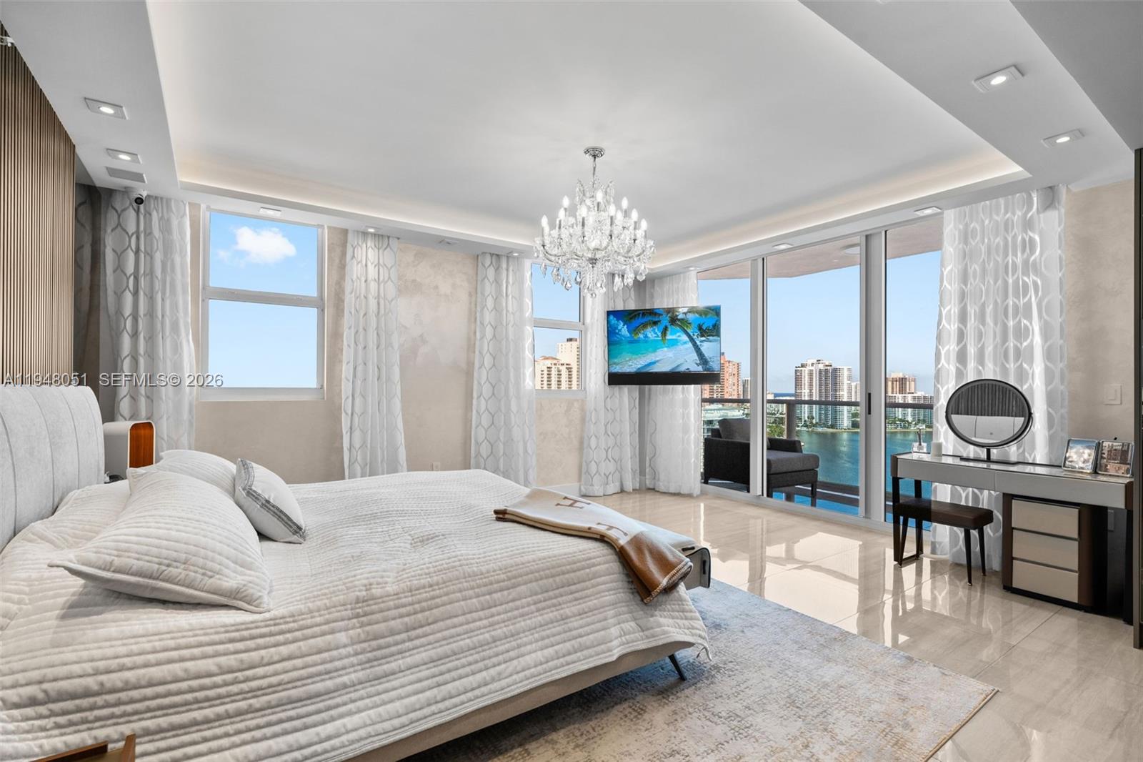 THE PENINSULA II CONDO - Residential