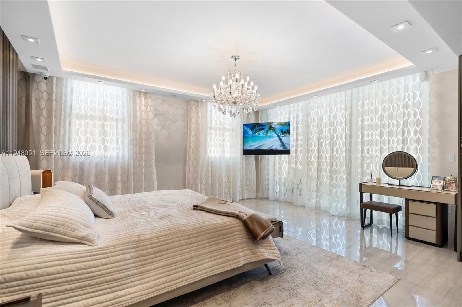 THE PENINSULA II CONDO - Residential