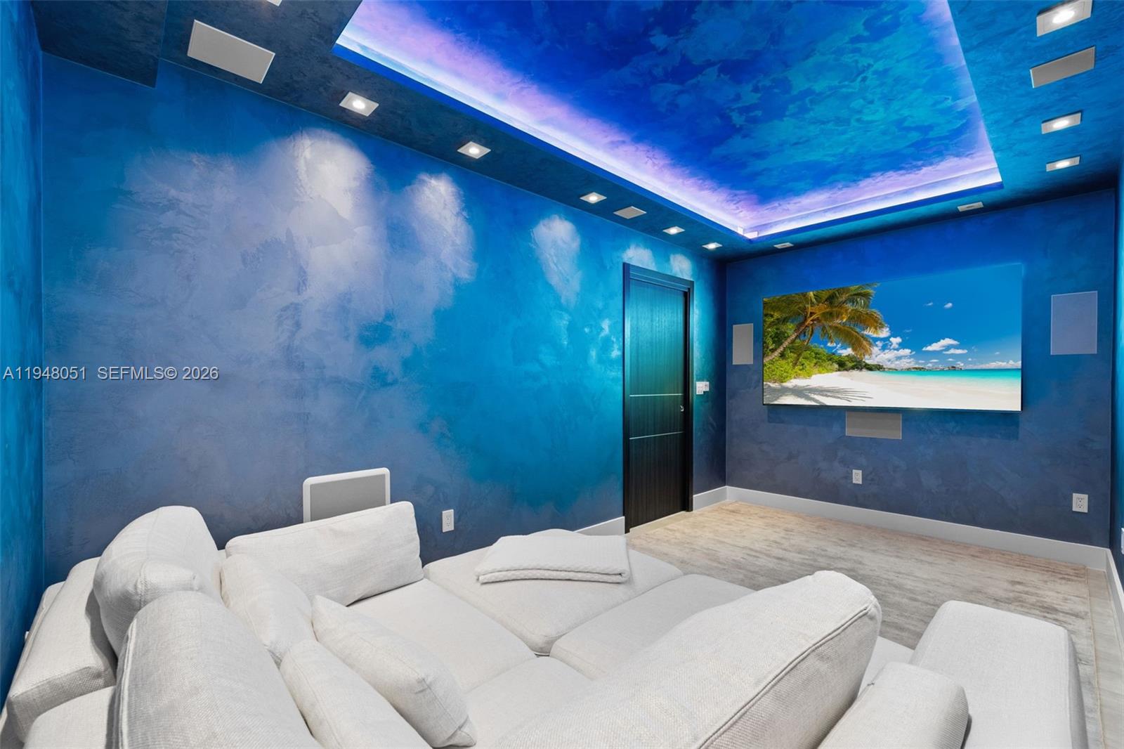 THE PENINSULA II CONDO - Residential