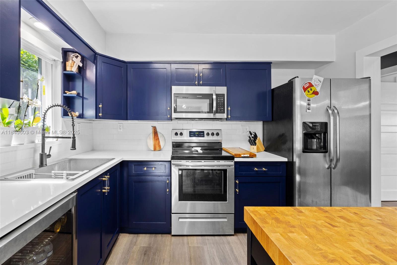 HOLLYWOOD - Residential