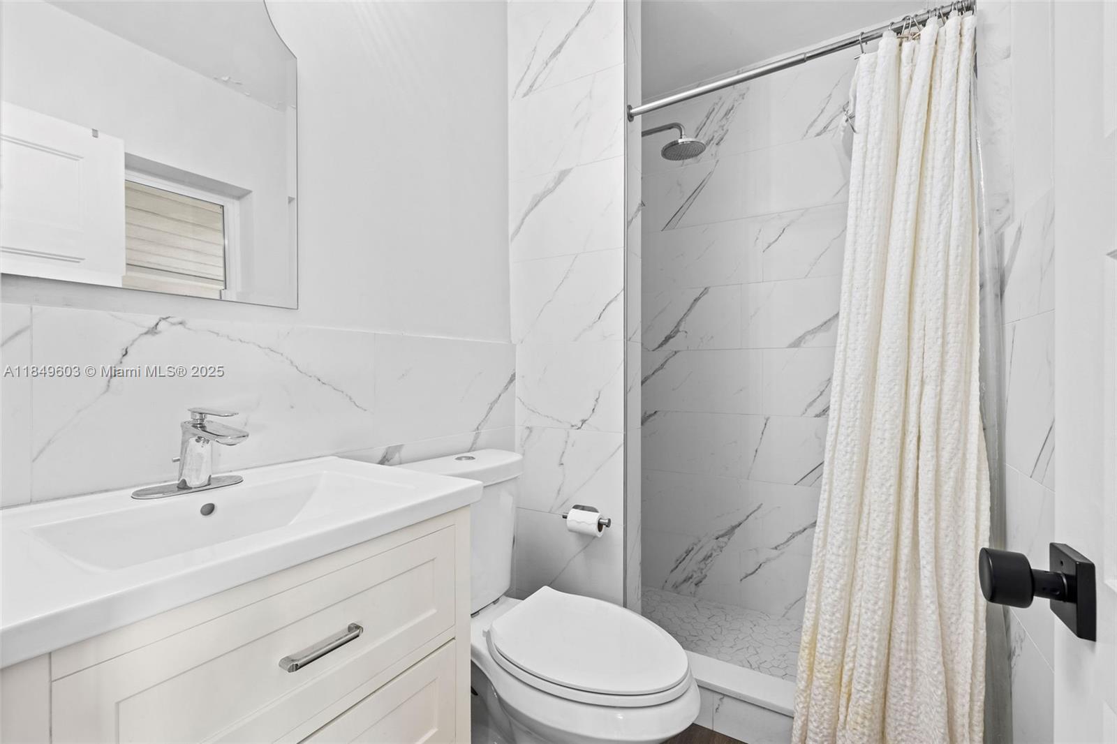 HOLLYWOOD - Residential