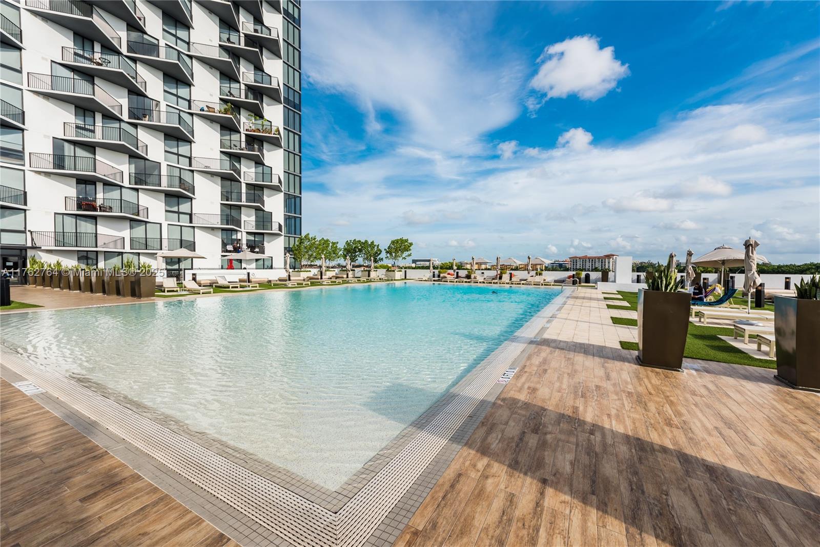 5252 PASEO CONDO - Residential