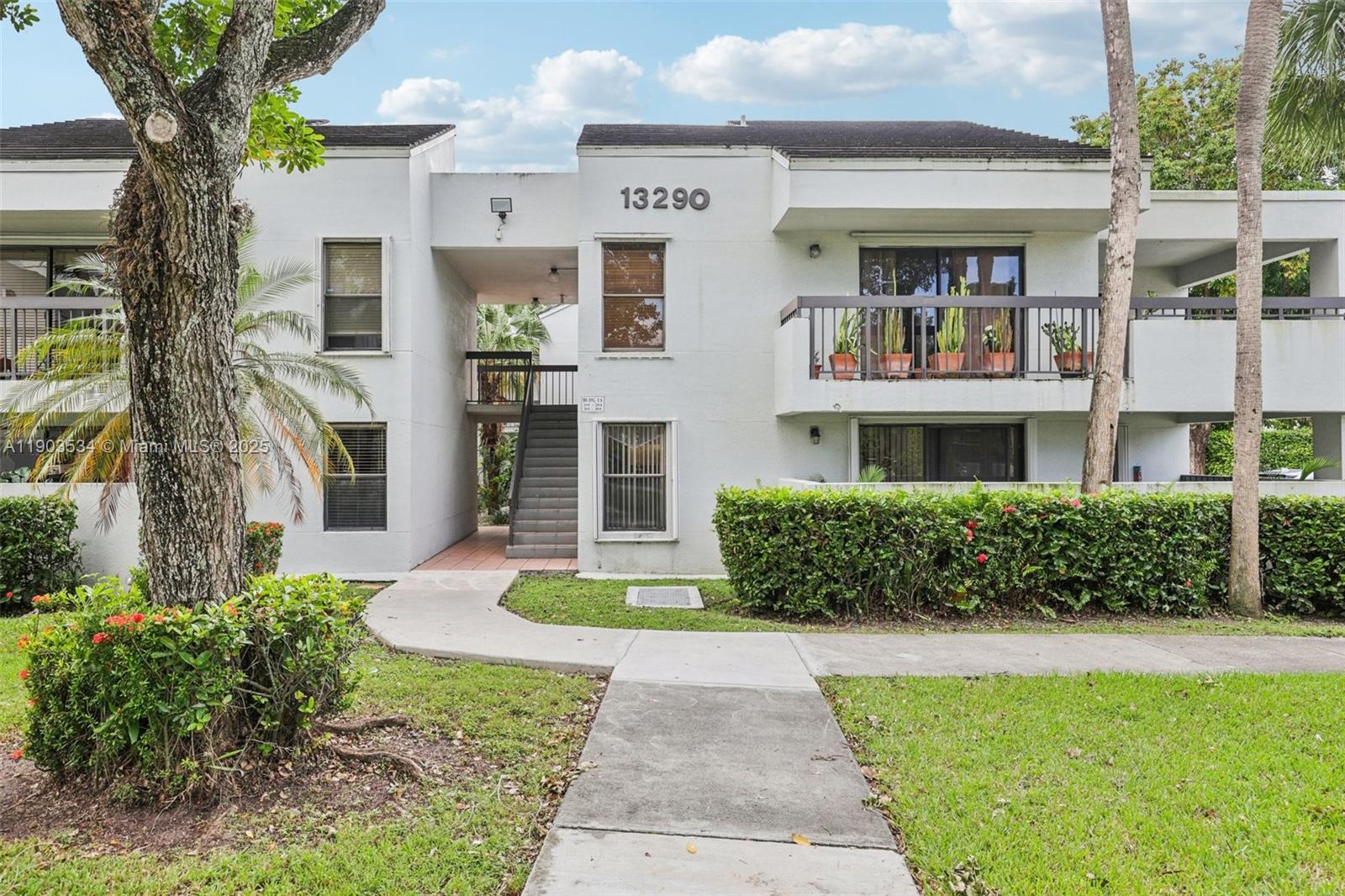 13290 SW 88th Ln A208